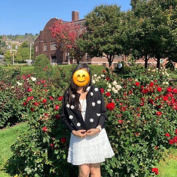 Elegant Black Floral Embellished Women's Top - Picture 3 of 3